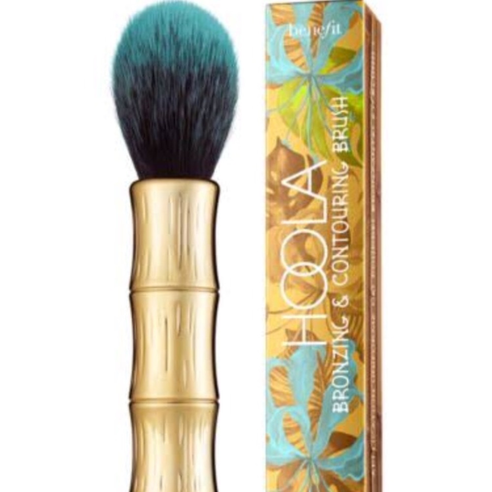 Hoola Bronzing & Contouring Brush